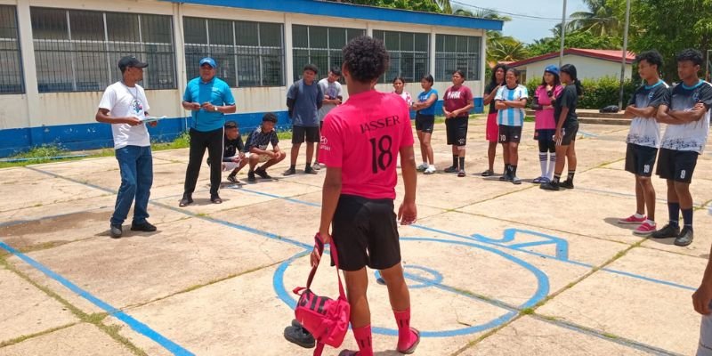 Estudiantes de Puerto Cabezas  Celebran su Día con Eventos Especiales