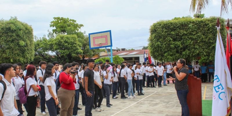 Celebración del Día del Estudiante en el Centro Tecnológico Bidkart Muñoz de Granada