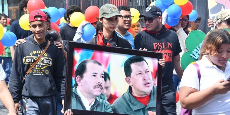 Estudiantes Técnicos celebran el 71 aniversario del Natalicio del comandante Hugo Chávez Frías