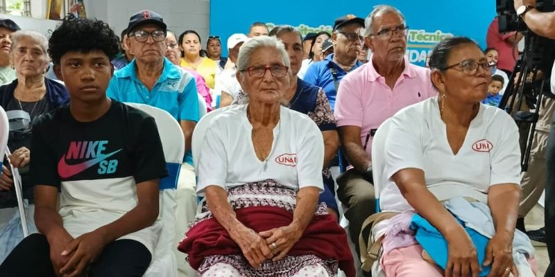 Reconocemos el talento y dedicación de nuestros protagonistas adultos mayores