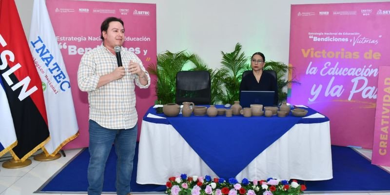 Sistema Educativo Nacional inaugura ciclo de conferencias para fortalecer identidad y orgullo patrio