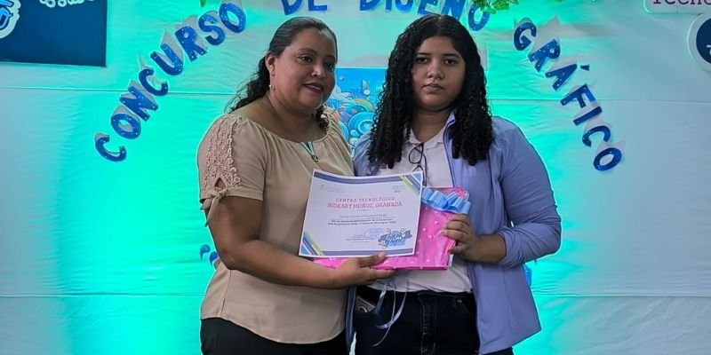 Estudiantes de Diseño Gráfico del Tecnológico Bidkar Muñoz celebran Concurso “Orgullo Patrio”