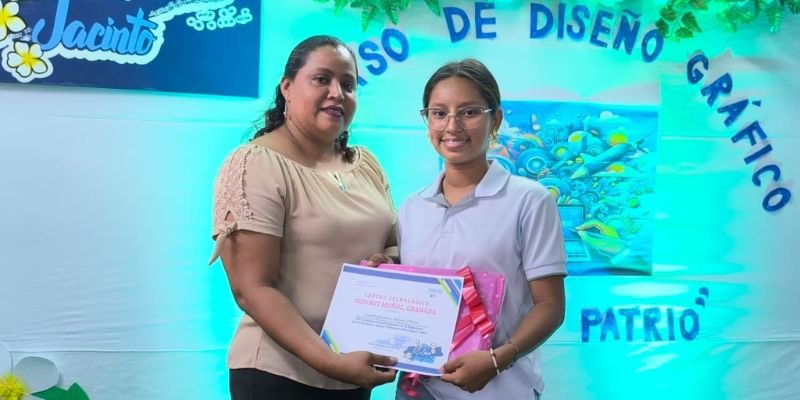 Estudiantes de Diseño Gráfico del Tecnológico Bidkar Muñoz celebran Concurso “Orgullo Patrio”