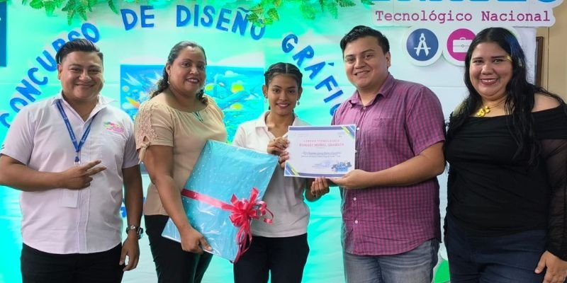 Estudiantes de Diseño Gráfico del Tecnológico Bidkar Muñoz celebran Concurso “Orgullo Patrio”