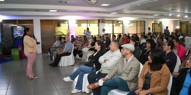 Conferencia Magistral “Evaluación dinámica de los aprendizajes” en el Marco de la Estrategia Nacional de Educación Bendiciones y Victorias