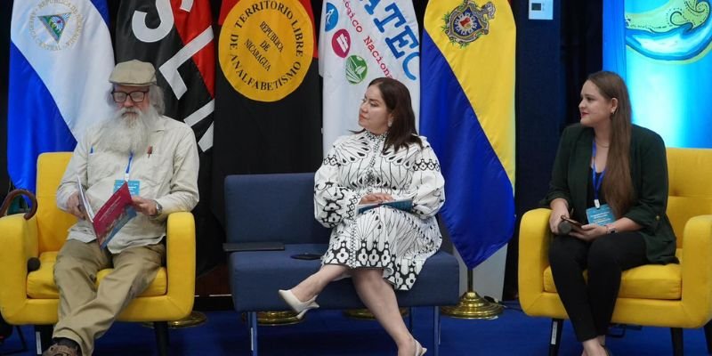 Comunidad educativa celebra Congreso Nacional de Educación "Victorias de la Educación y la Paz"