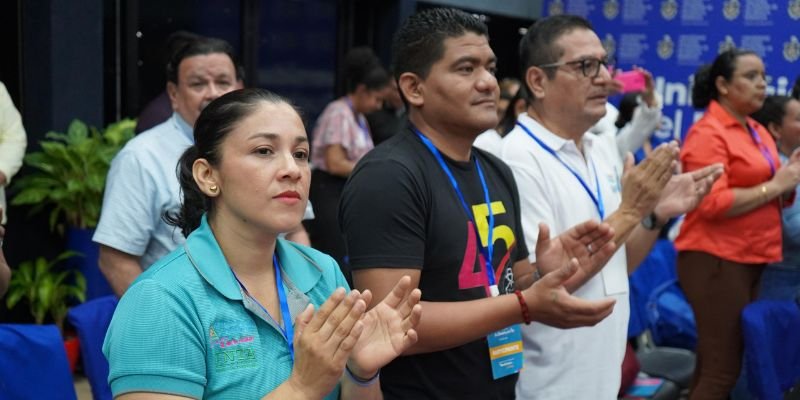 Comunidad educativa celebra Congreso Nacional de Educación "Victorias de la Educación y la Paz"