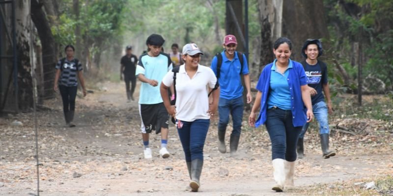 Compromiso y Pasión: La Invaluable Labor de los Docentes de Educación Técnica