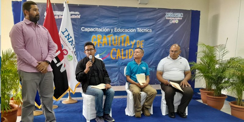 Docentes del Centro Tecnológico Padre Rafael María Fabretto comparten sus estrategias innovadoras para el aprendizaje