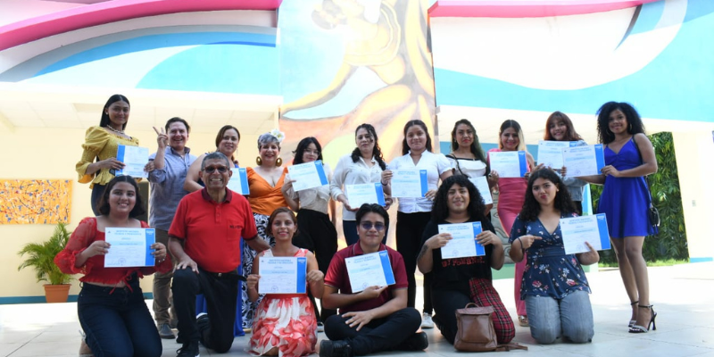 Más de 500 egresados del Centro Cultural y Politécnico José Coronel Urtecho ¡No Volverá el Pasado!