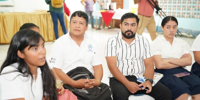 Encuentros Departamentales de Equipos Directivos: Evaluando avances y proyecciones hacia más y más Victorias en Educación