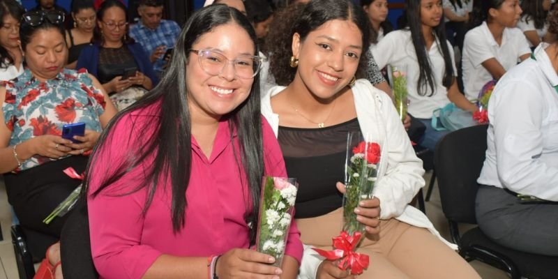 Protagonismo de la Mujer en el Sistema Educativo Nacional: “Mujer, Educación y Revolución”