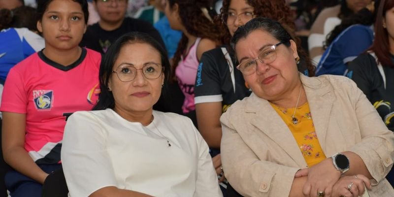 Protagonismo de la Mujer en el Sistema Educativo Nacional: “Mujer, Educación y Revolución”