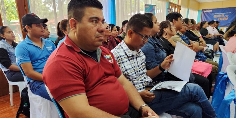 Encuentro Nacional de Facilitadores y Maestros Populares del Programa “Luz y Verdad, Aprender para Prosperar”