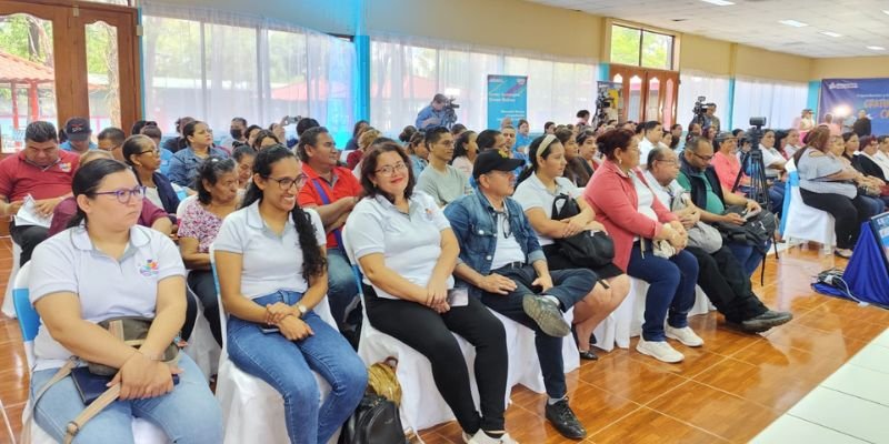 Encuentro Nacional de Facilitadores y Maestros Populares del Programa “Luz y Verdad, Aprender para Prosperar”