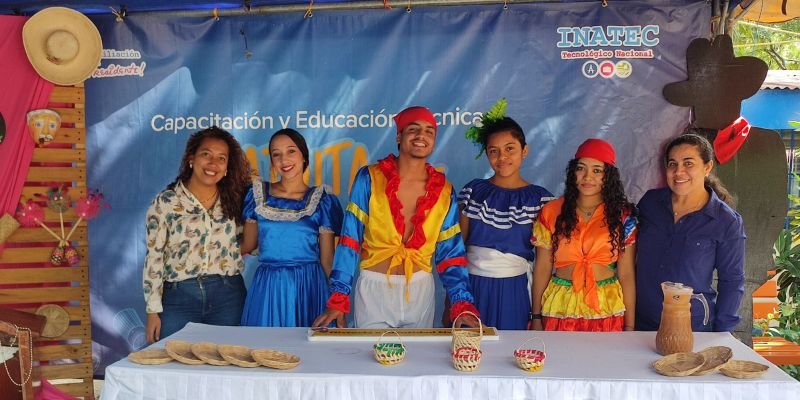Sistema Educativo realiza 19 Encuentros Departamentales rumbo al Congreso Nacional de Educación 2025