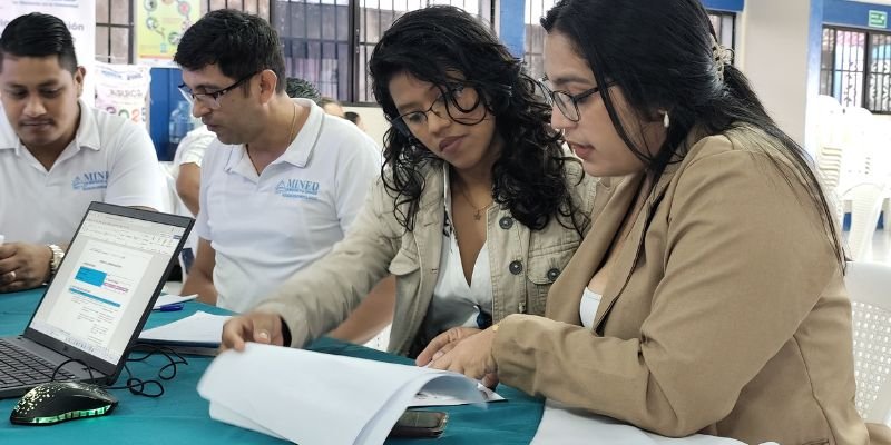 19 Encuentros departamentales: “Educación que transforma”