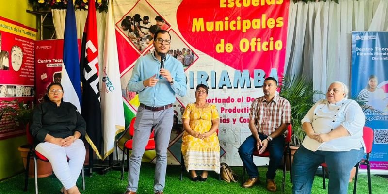 Diriamba celebra nueva victoria educativa con la entrega de certificados en las Escuelas Municipales de Oficio