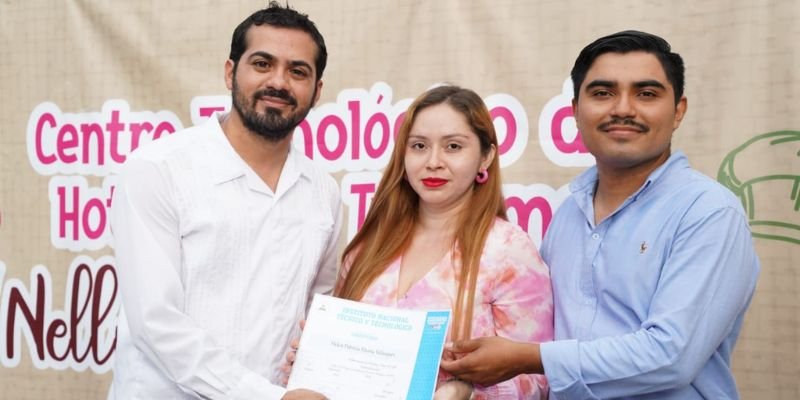 Centro Tecnológico “Nelly Flor de Pino” celebra su segundo aniversario con la entrega de 80 certificados en gastronomía nicaragüense