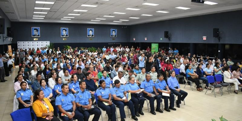 Lanzamiento del Programa de Formación Permanente y  Conferencia Magistral “De Darío a Sandino”