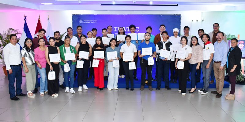 INATEC reconoce a estudiantes técnicos destacados en  Encuentros Departamentales 2025