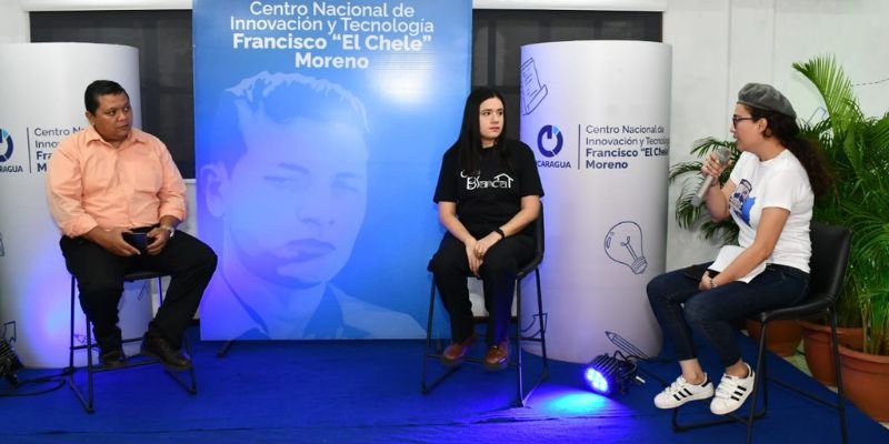 Nuevos talentos tecnológicos presentan prototipos de proyectos en la “Expo Innovación Digital”