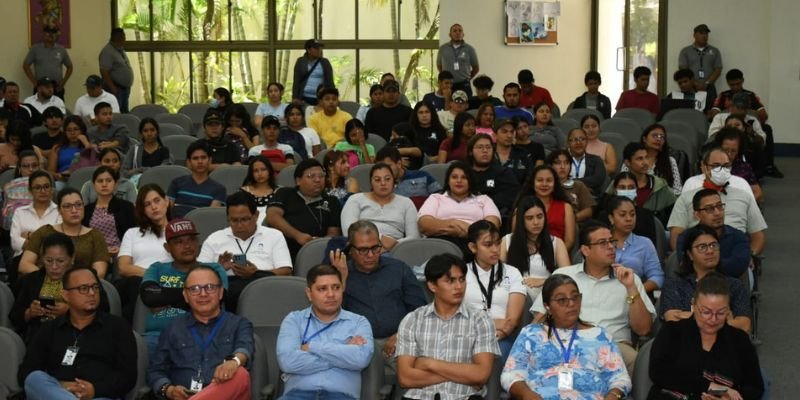 Festival Cultural Nicaragüense en aporte al Fortalecimiento de la Identidad Nacional"