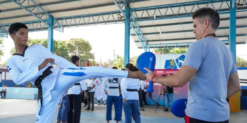 Mujeres protagonistas brillan en Festival Nacional de Deportes de Combate