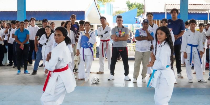 Mujeres protagonistas brillan en Festival Nacional de Deportes de Combate