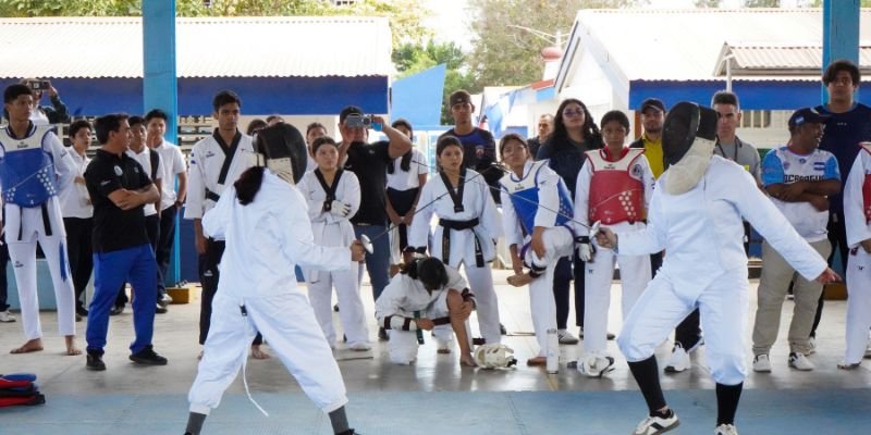 Mujeres protagonistas brillan en Festival Nacional de Deportes de Combate