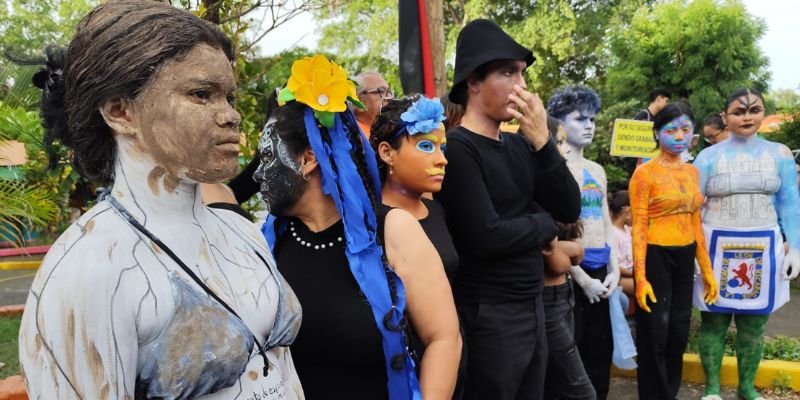 Estudiantes técnicos celebran el Festival Artístico “No Volverá el Pasado” compartiendo el orgullo de ser nicaragüense
