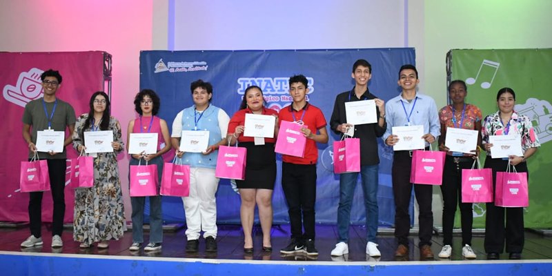 Celebran el Segundo Festival Nacional de Talento Bilingües de la Educación Técnica