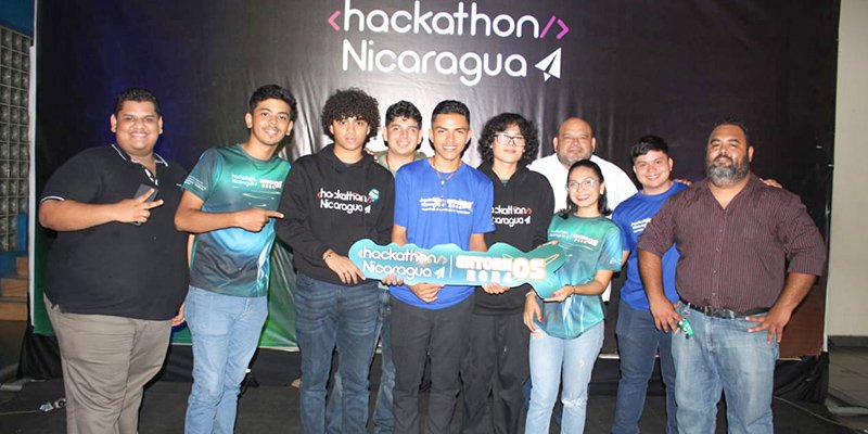 Nueve Equipos Creativos Destacan en el Hackathon Nicaragua 2024 con Innovadoras Soluciones Tecnológicas