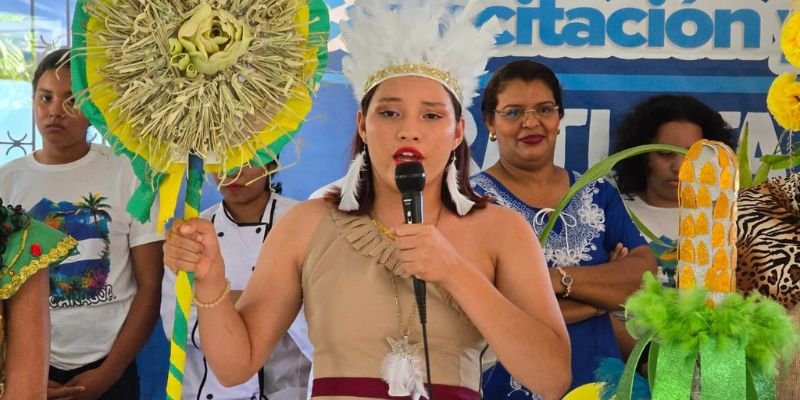 Estudiantes técnicos celebran la riqueza cultural y culinaria en la Feria Gastronómica “Sabores de mi Tierra”