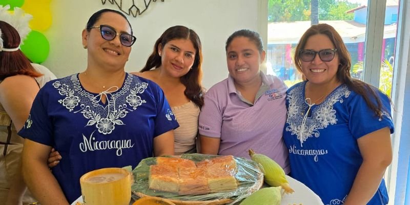 Estudiantes técnicos celebran la riqueza cultural y culinaria en la Feria Gastronómica “Sabores de mi Tierra”