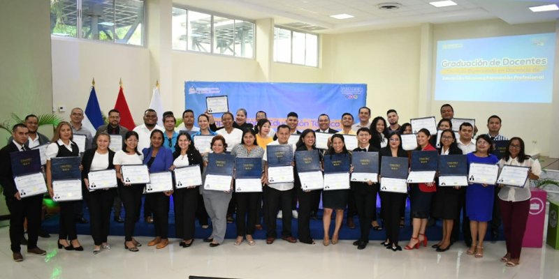 250 Graduados del Centro Nacional de Formación de Docentes e Instructores de INATEC