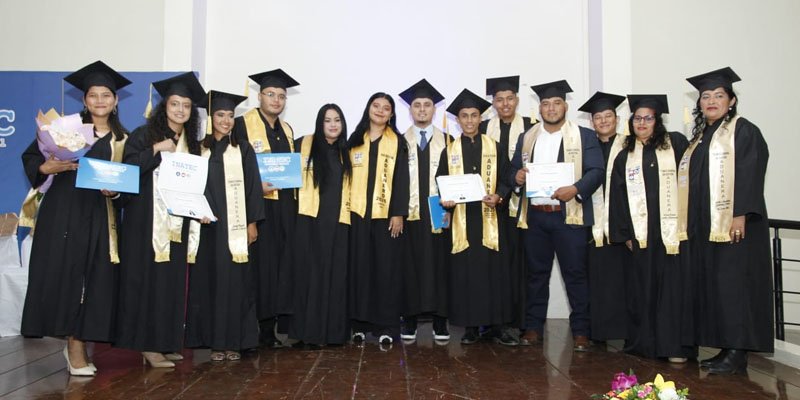 129 Técnicos Profesionales celebran Julio Victorioso desde la Educación Técnica