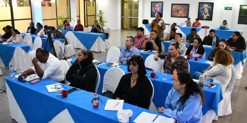 Docentes Opinan: La importancia de la actualización pedagógica desde la Educación y Capacitación Técnica