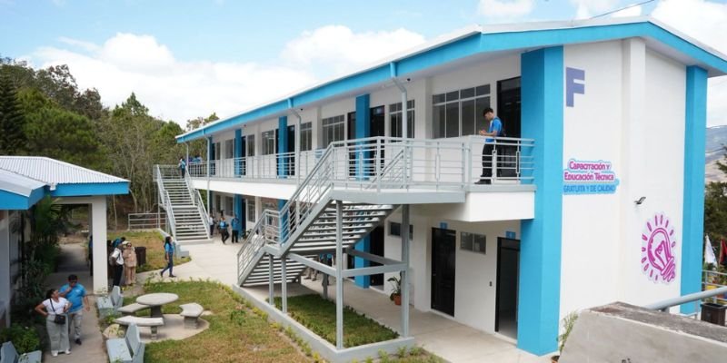 Inauguran Centro Tecnológico “Niños Héroes” En Matagalpa