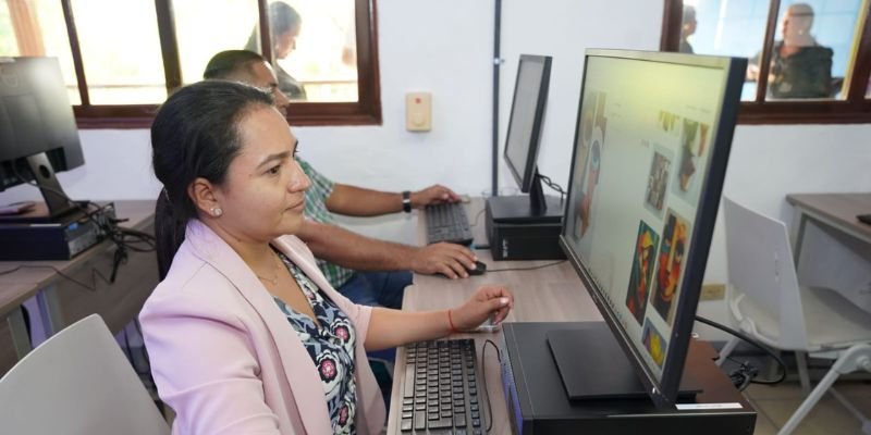 El Centro Nacional de Innovación y Tecnología “Francisco ‘El Chele’ Moreno” inaugura su cuarto laboratorio de computación especializado