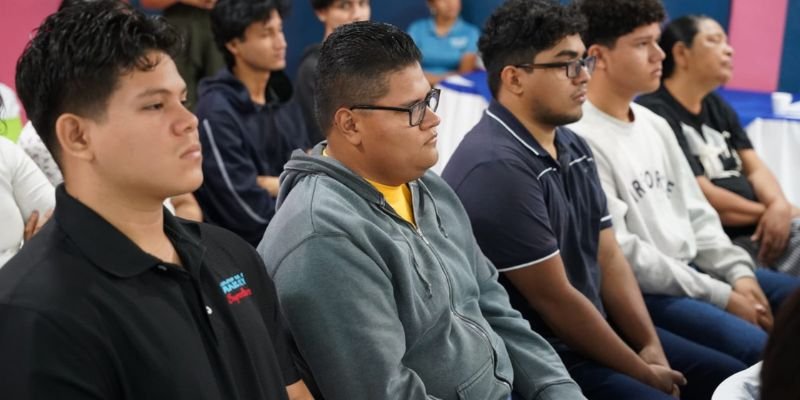 Más de 600 maestros del Mined e Inatec inician formación como Técnicos Especialista en Didáctica del Idioma Inglés