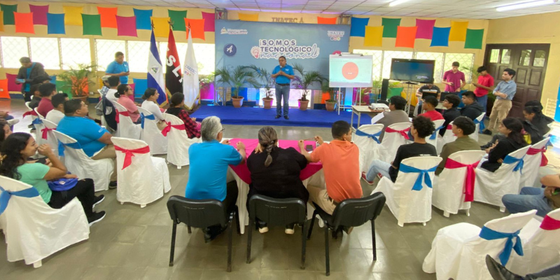 Estudiantes del Centro Tecnológico Ernst Thalmann presentan 27 Perfiles de proyectos en la jornada INNOVATEC 2024