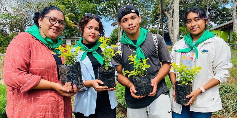 Centro Técnicos de Jinotepe Inician Jornada Ambiental “Un Trocito de Pulmón Para Nicaragua”