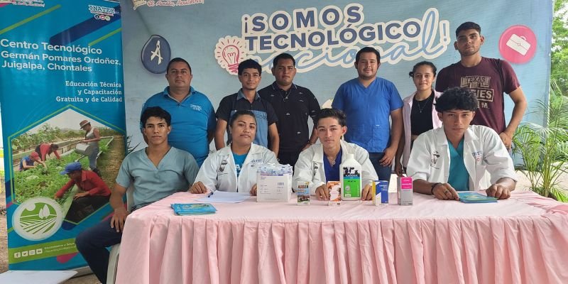 Compartiendo lo Aprendido: Estudiantes Técnicos ponen sus conocimientos al servicio de las mascotas