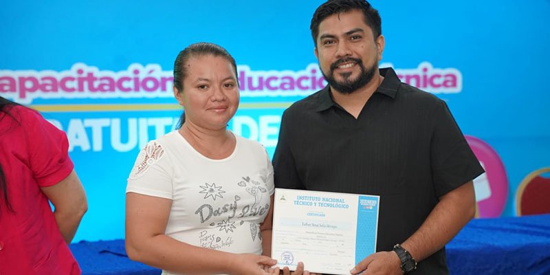 Nueva Generación de Maestros Especialistas en Tecnología Educativa