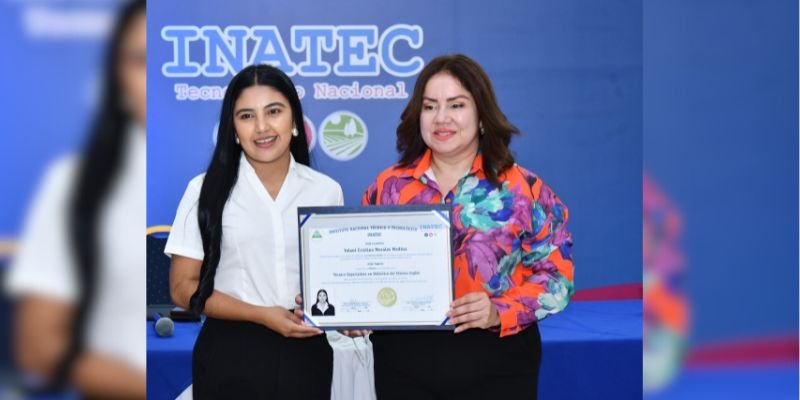 400 nuevos maestros técnicos en aporte a la revolución educativa