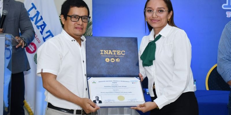 400 nuevos maestros técnicos en aporte a la revolución educativa