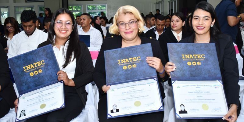 400 nuevos maestros técnicos en aporte a la revolución educativa