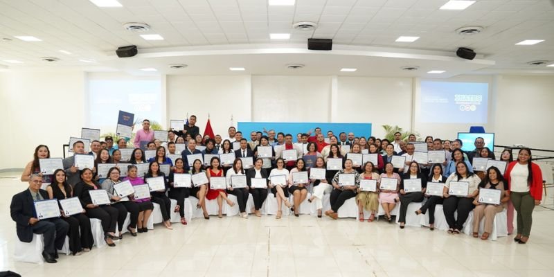 “Formar para transformar: historias de  orgullo y compromiso en la educación técnica”