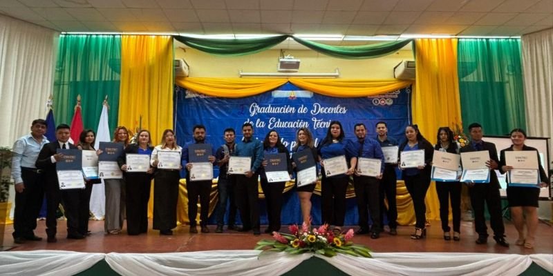“Formar para transformar: historias de  orgullo y compromiso en la educación técnica”
